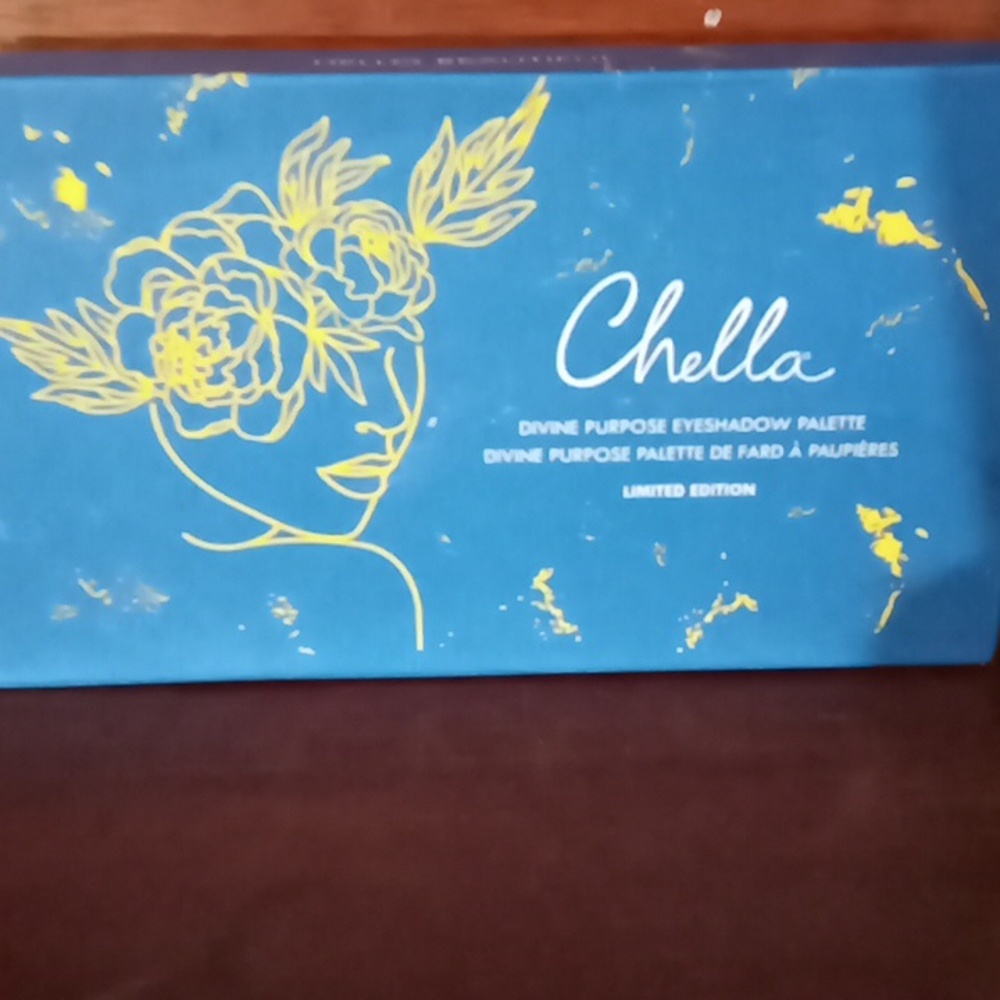 Chella 8 divine purpose eyeshadow pallet limited edition.new .